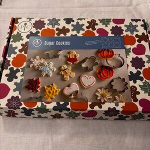 Pampered Chef Sugar cookie cutters